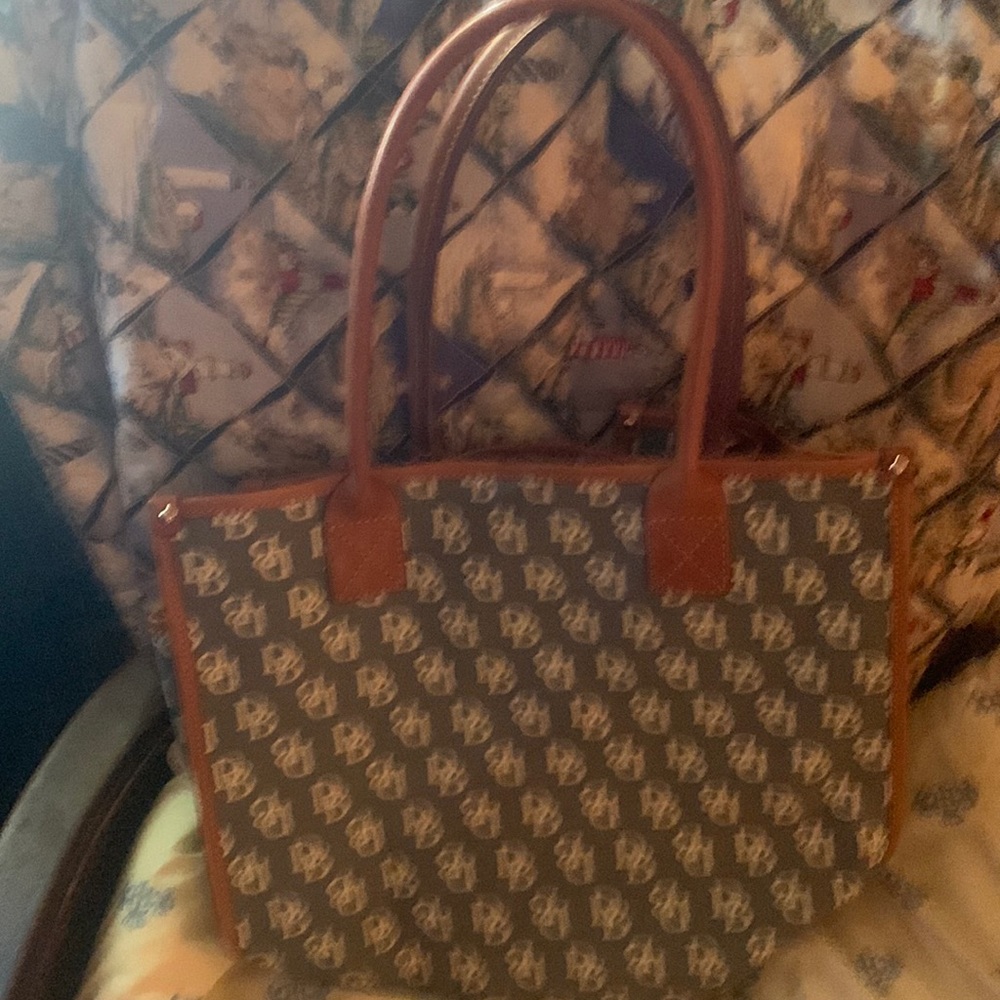 Dooney & Bourke handbag
